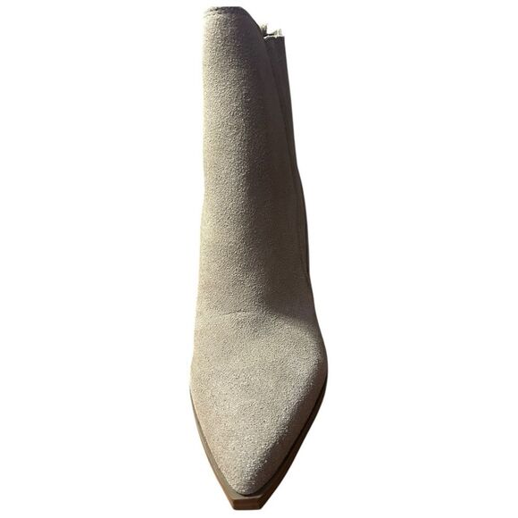 Marc Fisher Mayden SZ 10M Stretch Pointed toe Ankle Boots medium natural suede - Picture 4 of 10